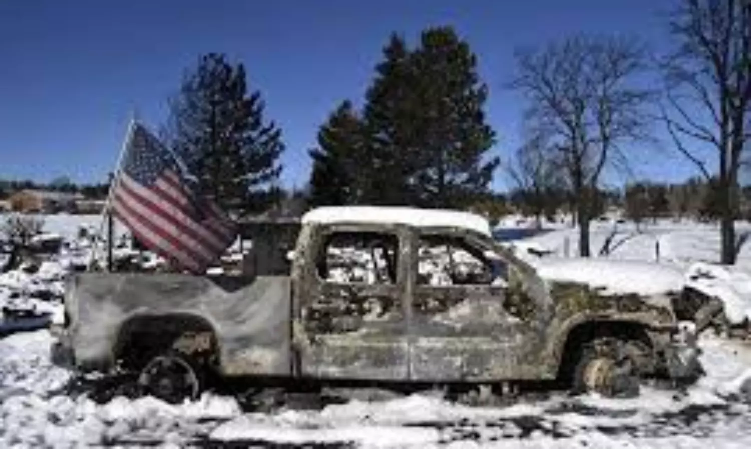 Major fire burns down towns in US, two people missing