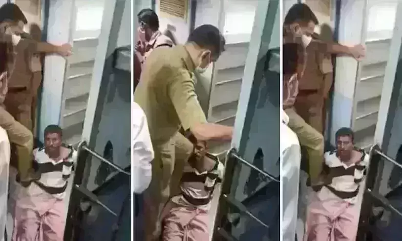 Police thrash man in train; calls for check on police excesses intensify in Kerala