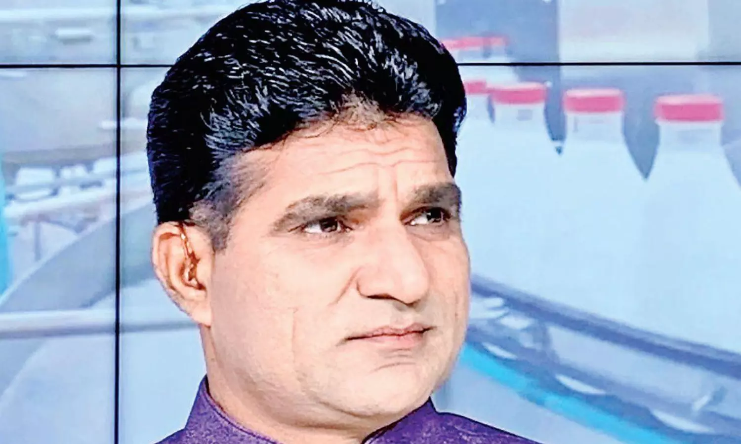 APP leader arrested for driving under the influence of  alcohol , released on bail