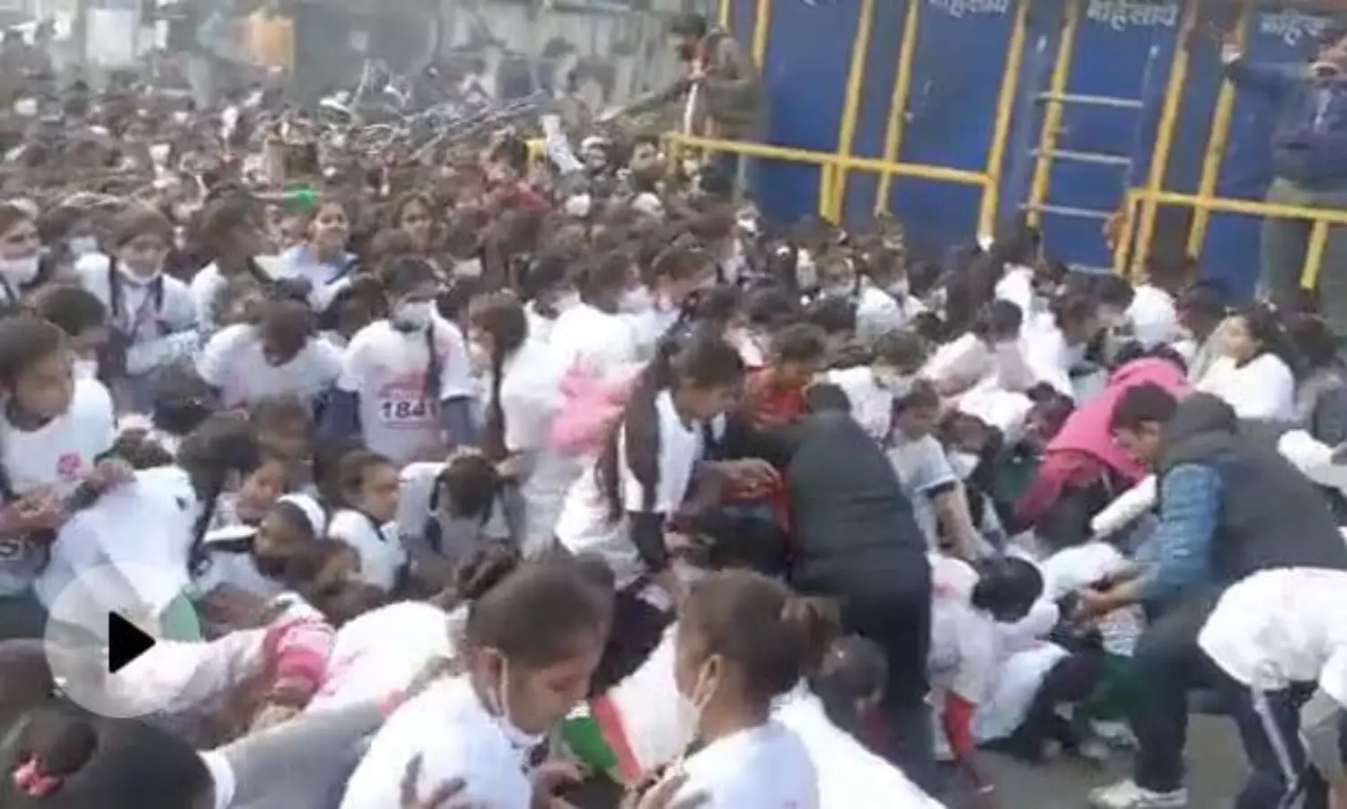 Mahila Marathon leads to stampede-like situation