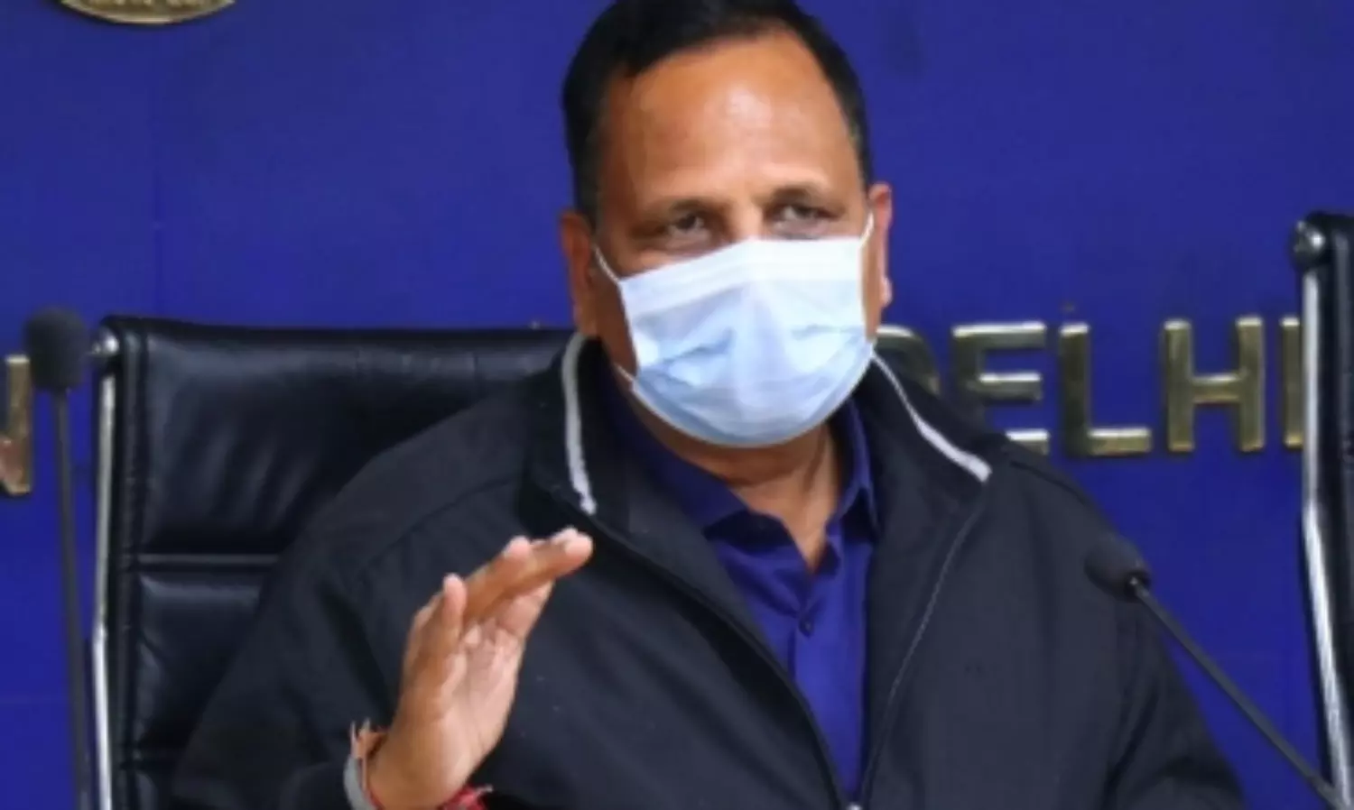 Third wave of COVID-19 hits Delhi; massive surge expected by evening