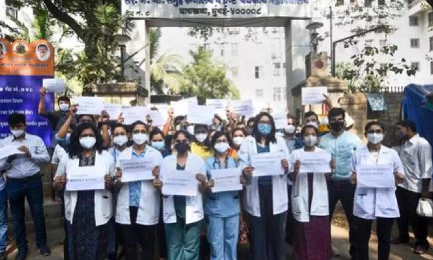 Centre urges SC to allow NEET-PG counselling; argues EWS income ceiling of Rs 8 lakh should continue