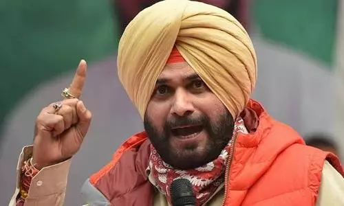 Cong Sidhu calls PMs 15 minutes inconvenience as double standard