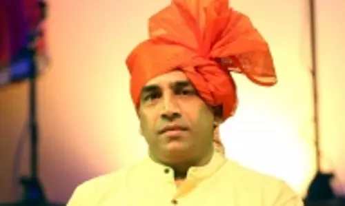 Goa : Minister quits legislature, joins BJP