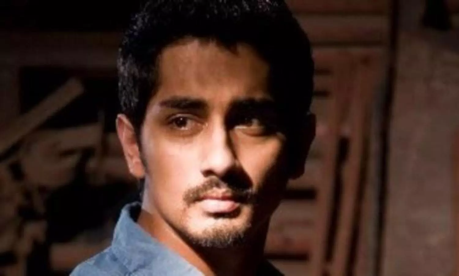 Actor Siddharth apologises to Saina Nehwal over sexist tweet