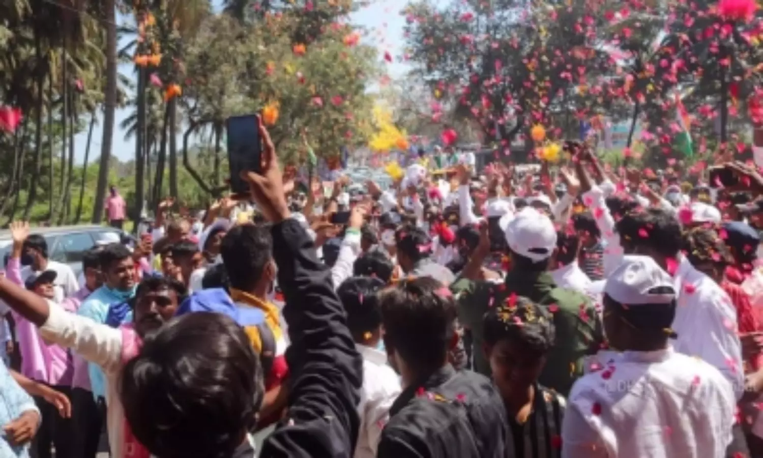 Ktaka HC slams govt, Cong over Mekedatu padayatra; demands clarification by Jan 14