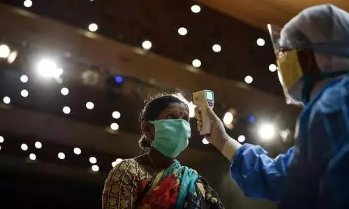 Positivity rate dips but over 2 lakh fresh infections in India