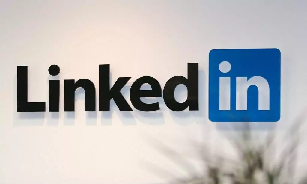 LinkedIn introduces collaborative articles feature for expert talks