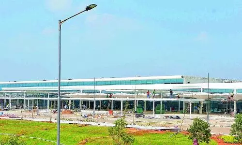 Andhra CM backs the concept of One district, One airport