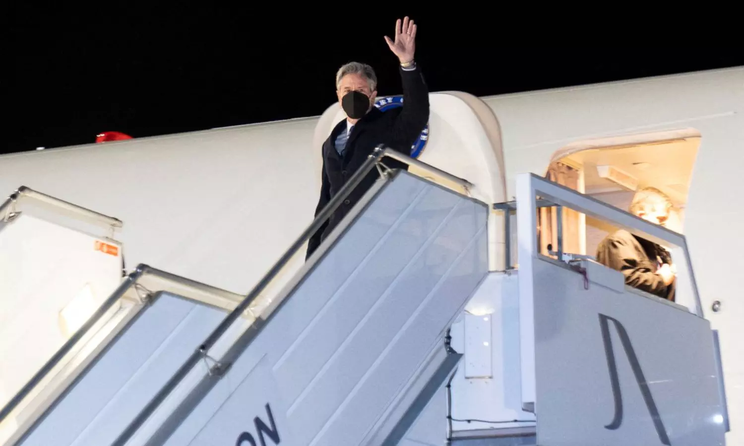 US-Russia talks on again to ease Ukraine tensions