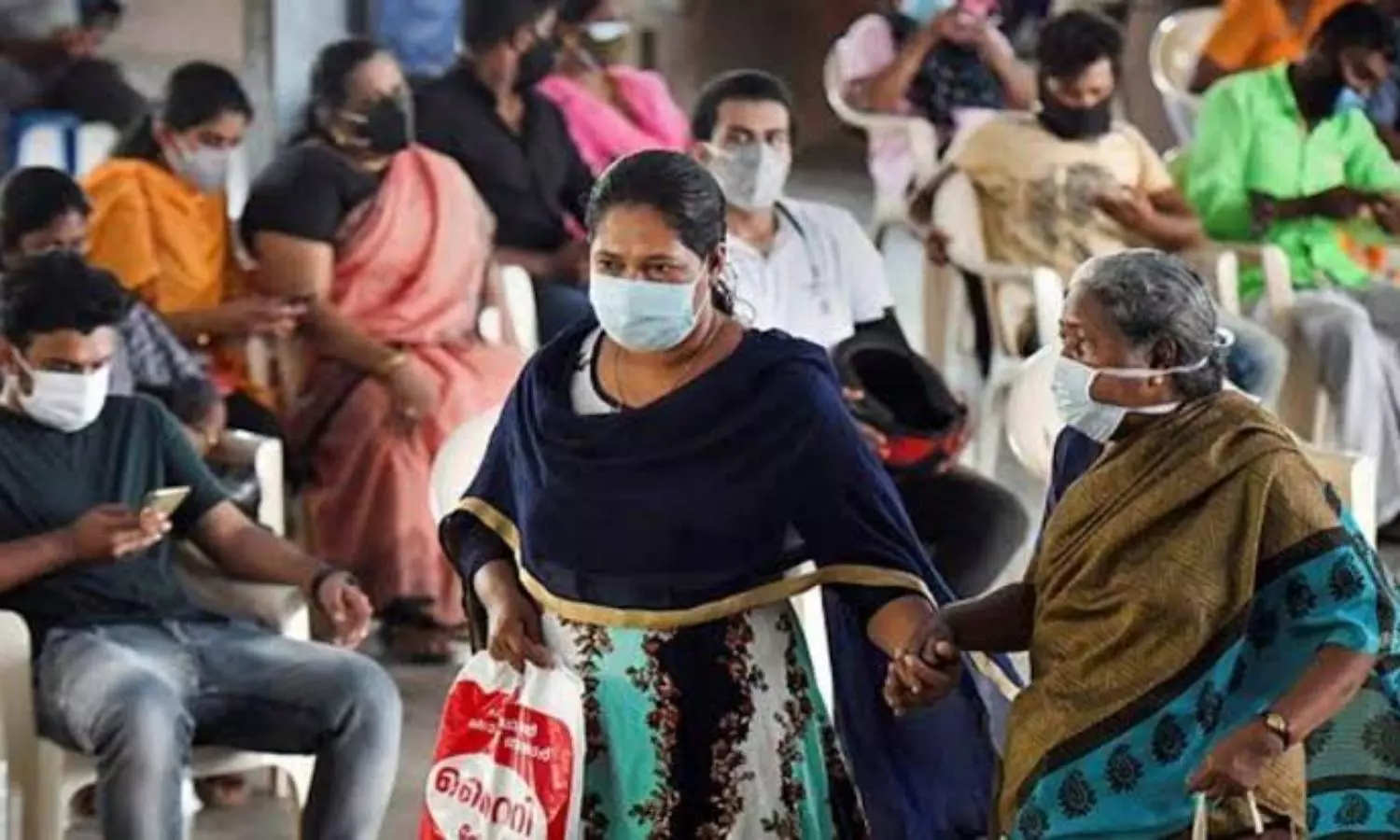 Dip in infections, positivity rate still high as India records 525 deaths
