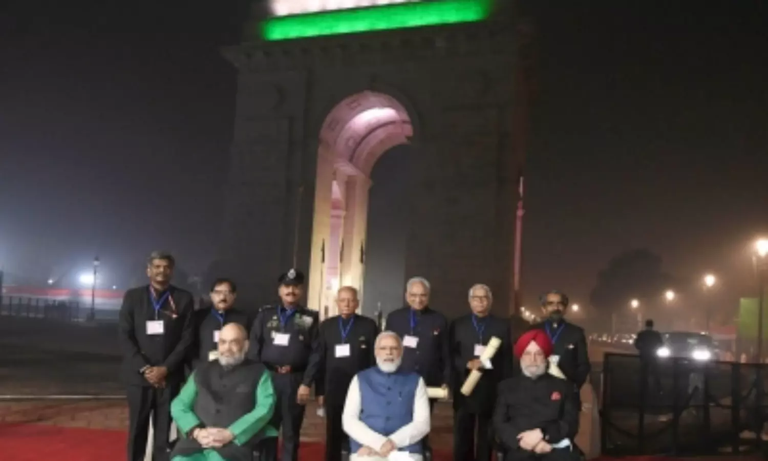 Home Minister  thanks Prime Minister  for unveiling a Netaji hologram statue at India Gate