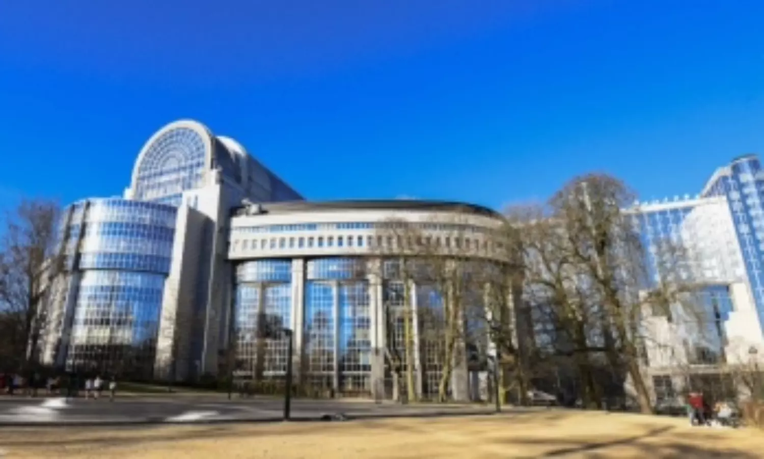 European Parliament approves proposal to ban targeted ads on social media platforms