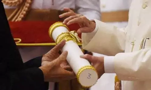 Four from diverse fields win Padma awards from Kerala