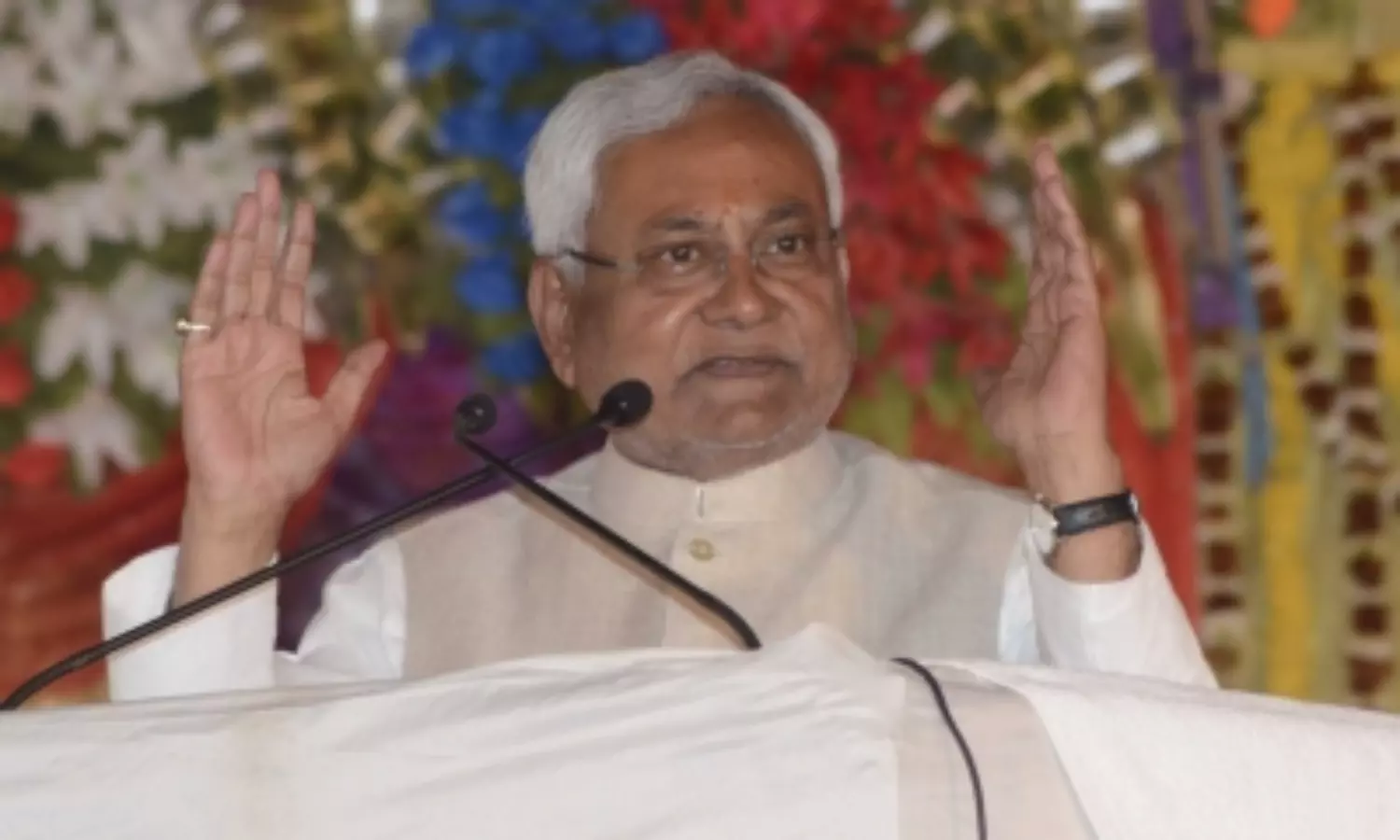 UP Polls : Nithish Kumar and RCP Singh out of the start campaigners list