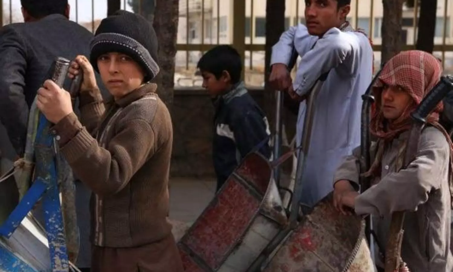Desperate Afghans are selling their kidneys to feed starving families