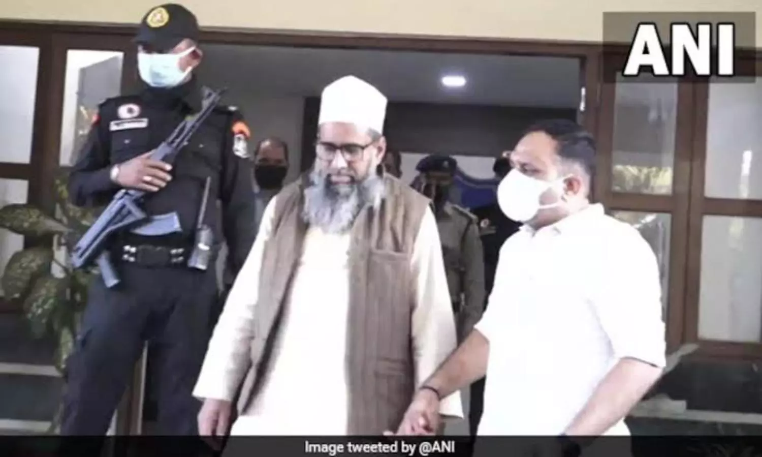 Gujarat ATS arrests Muslim cleric over murder of man
