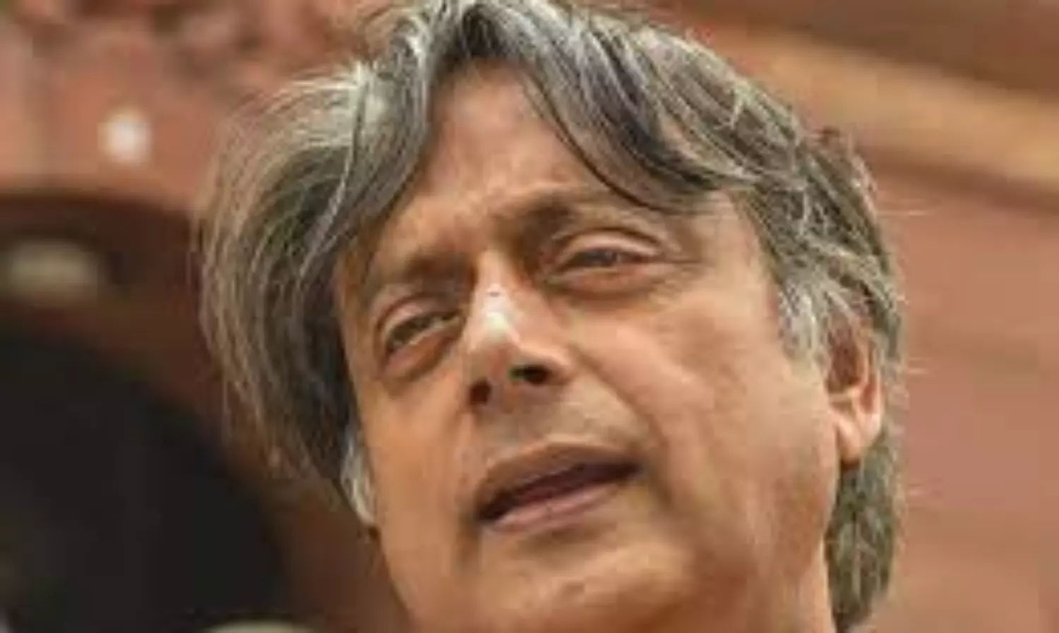 Shashi Tharoor finds O Mitron more dangerous than Omicron