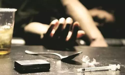 Two drug smugglers held in Jammu