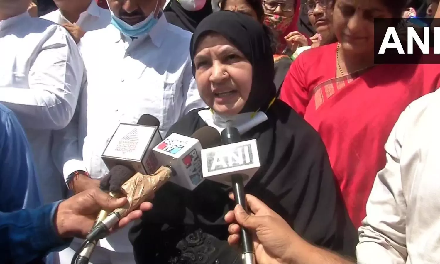 Karnataka MLA dares government to ban her from assembly for wearing hijab