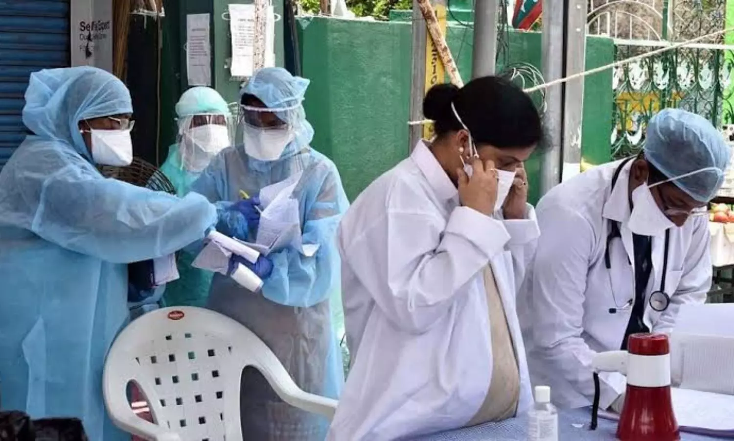 With 83,876 new Covid cases, Indias daily cases drop below 1 lakh after 32 days