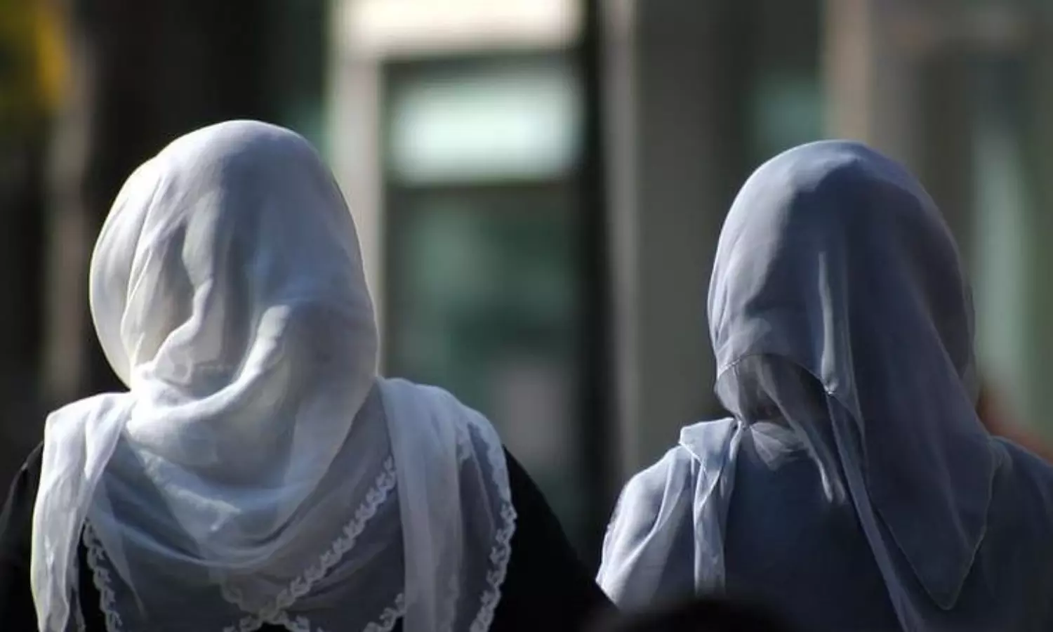 New plea in Karnataka HC seeks permission to wear hijab on Fridays, Ramzan