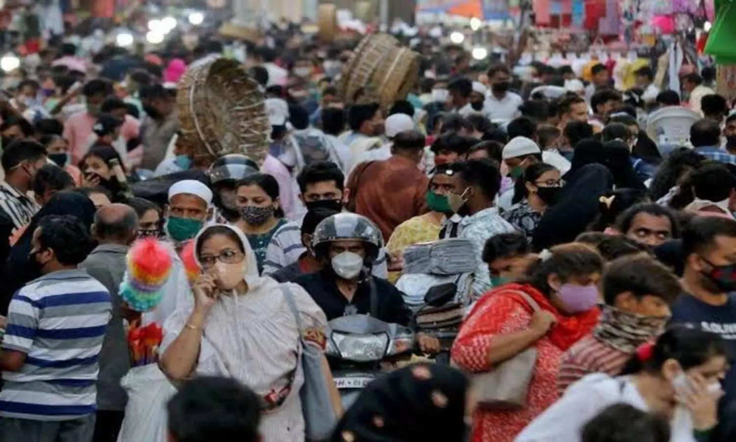 With 67,084 cases, India witnesses 6% drop in daily Covid cases