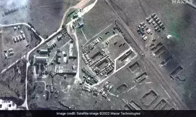 Russia scales deployments up along Ukraine border: report