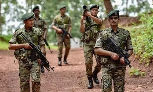 Maoists kill CRPF officer in Chattisgarh