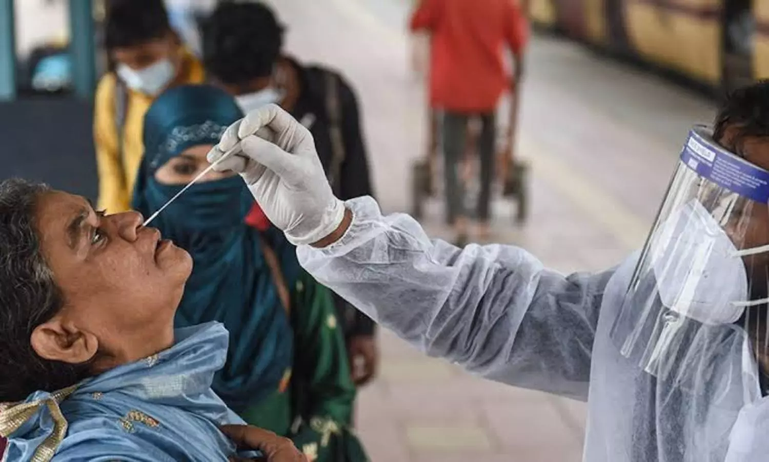 With 27,409 fresh cases, India records huge decline in its daily Covid tally