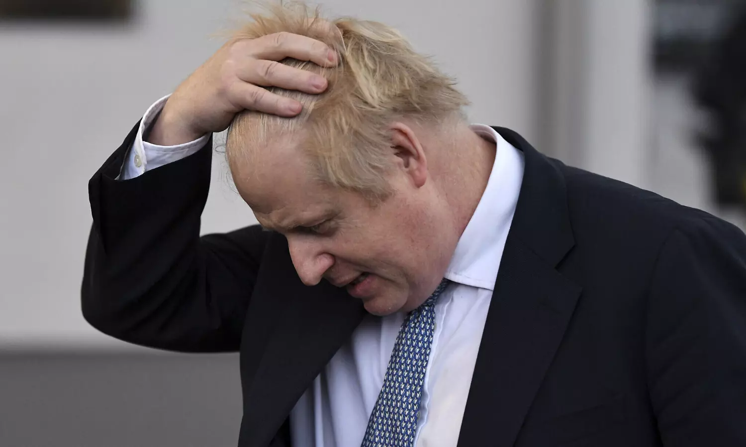 London police slap fine on PM Johnson, others on Partygate