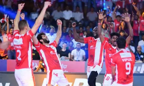 PVL: Calicut keeps semi hopes alive with emphatic win over Bengaluru