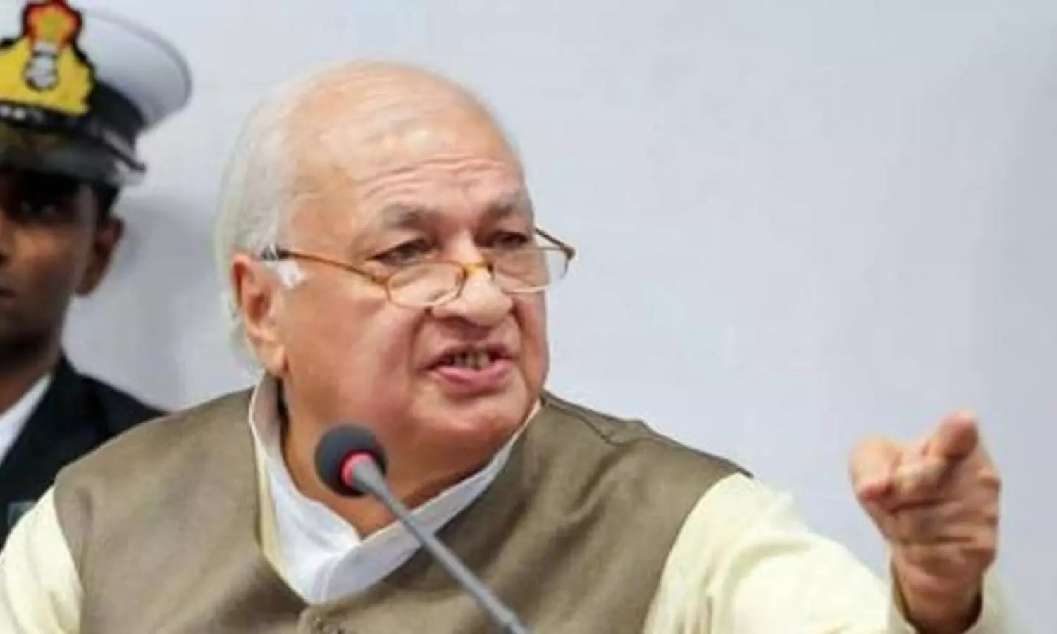 Kerala Governor should not cross redlines