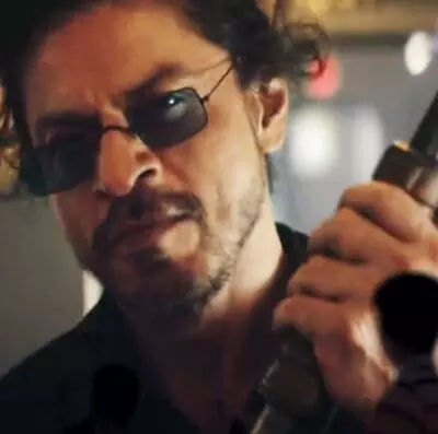 SRK sets the Internet on fire with Pathan look in ad