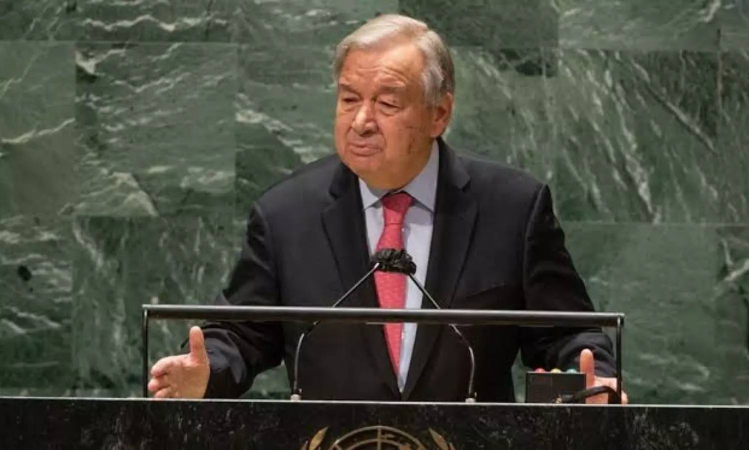 UN chief appeals to Putin to stop troops from attacking Ukraine