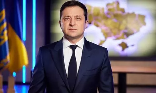 Zelensky calls for foreigners to take up arms for Ukraine