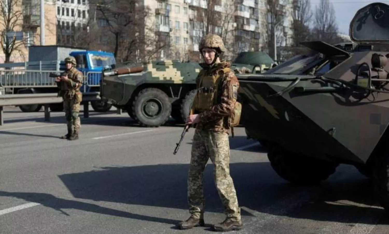 Putin signs law that would jail journalists over fake news on Russian army