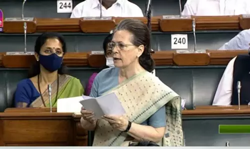 BJP MPs encircle, heckle Sonia; Congress alleges they ill-behaved