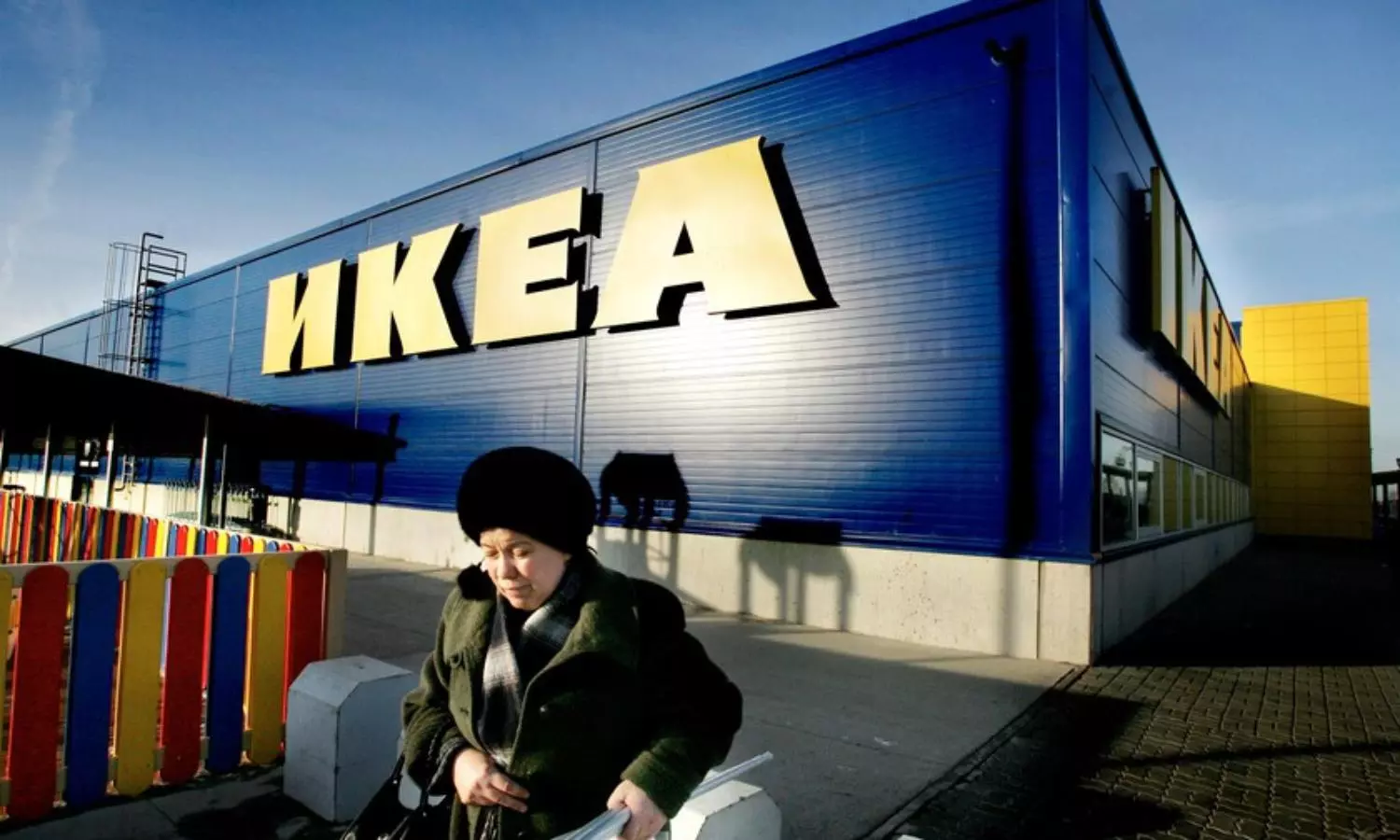 Russia mulls counter-embargo: 10-yr ban on foreign firms which dont return by May 1