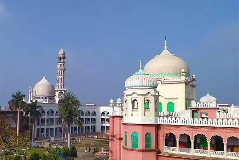 Deoband says it is fine to teach Gita to students, but it should be optional