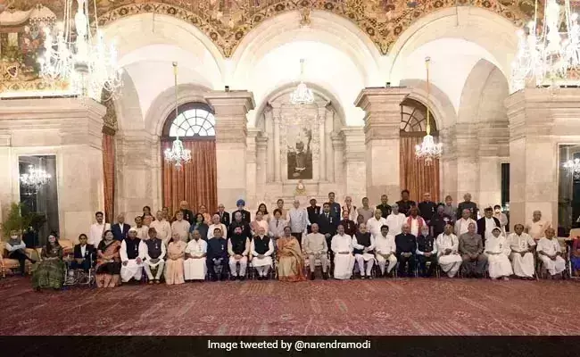 Distinguished personalities awarded Padma by the President