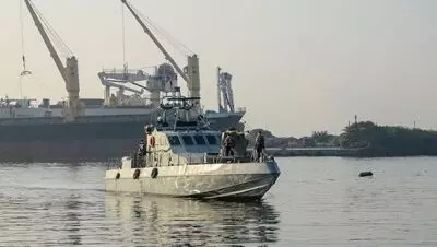 Navy of Sri Lanka seizes two boats, arrests 16 Indian fishermen