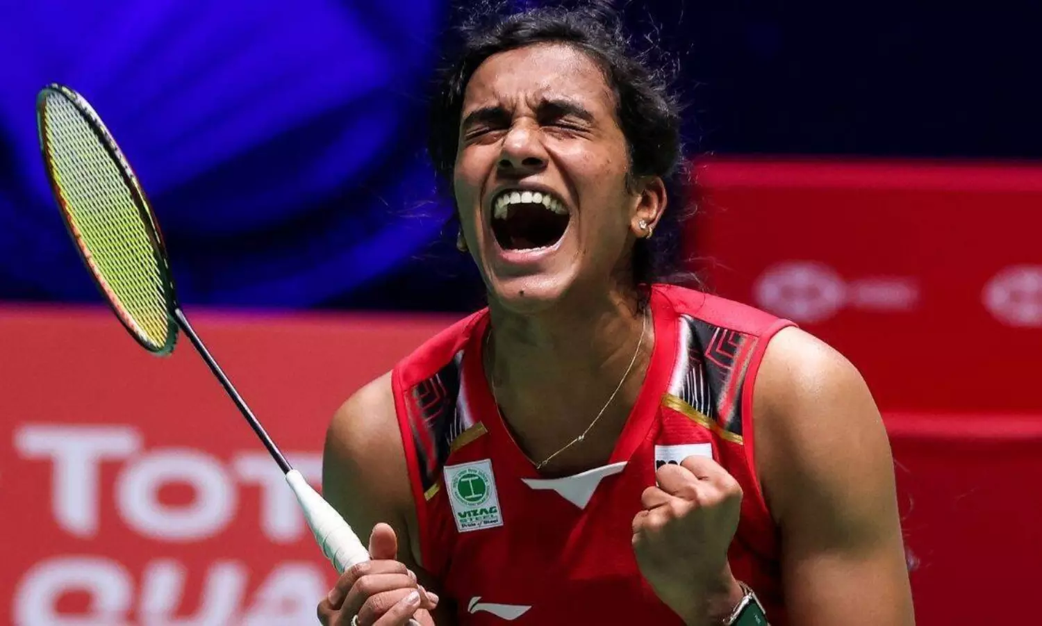 Singapore Open Badminton: Sindhu clinches title