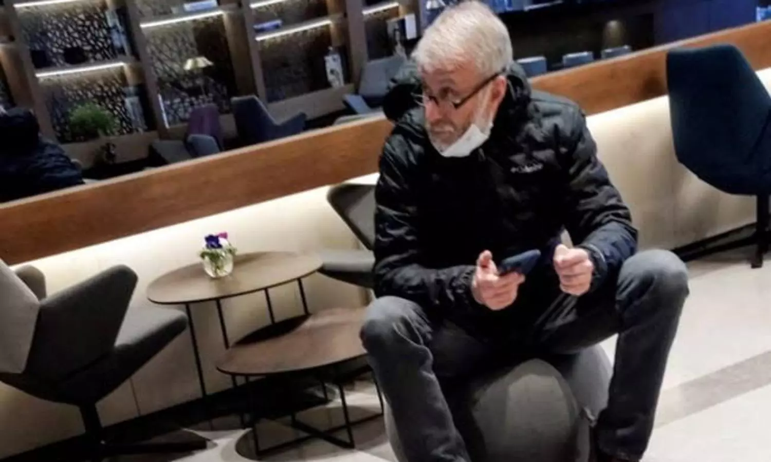 Russian billionaire, Ukrainian negotiators poisoned during peace talks: Report