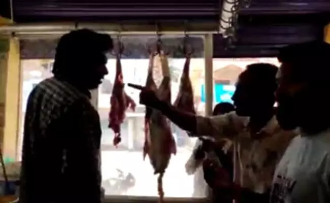 Meat sales during Navratra are allowed in Ghaziabad after the mayor reverses the ban