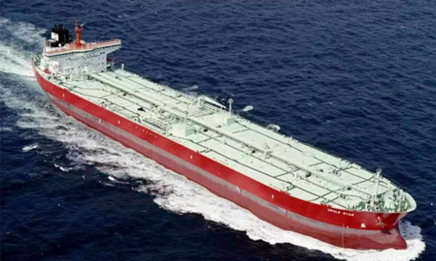 40,000 tonnes of diesel from India reaches crisis hit Sri Lanka