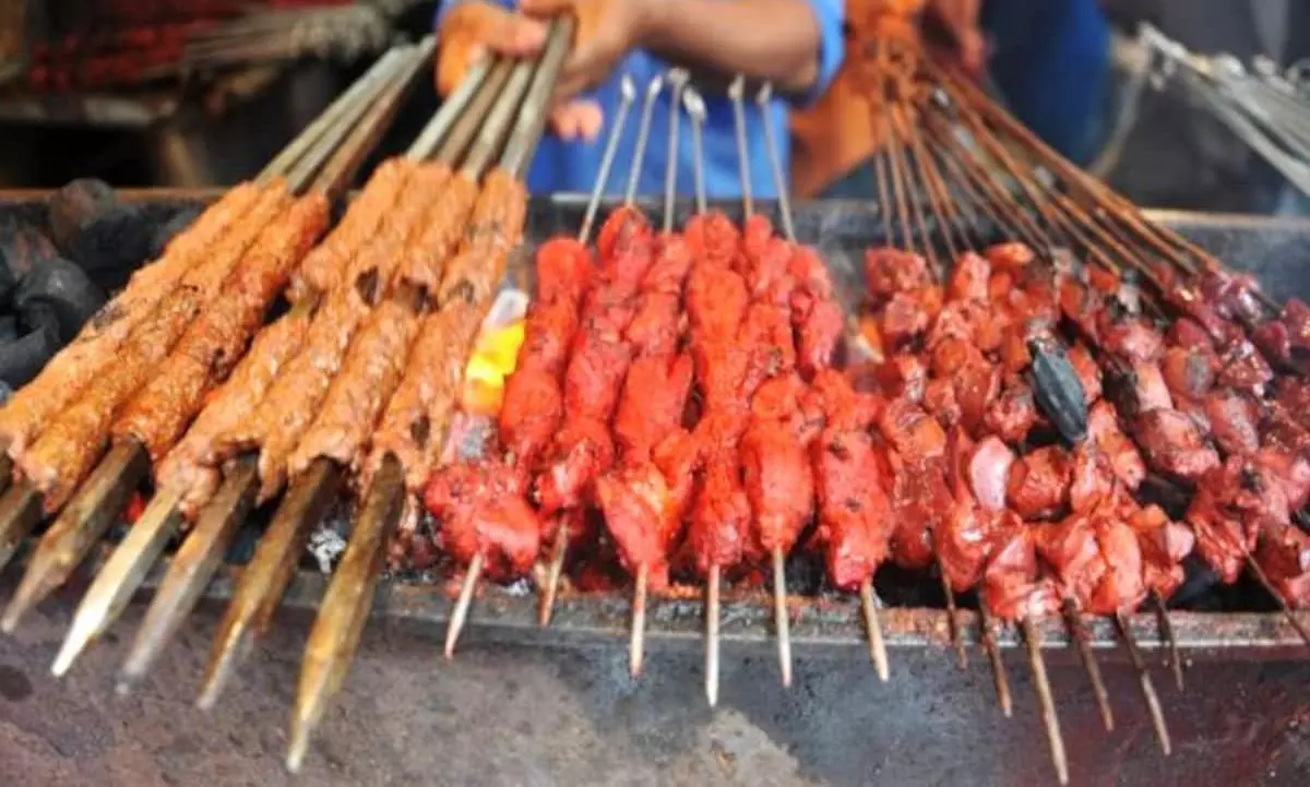 BJP, AAP supporters back meat ban on Navratri: poll suggests BJP, AAP supporters back meat ban on Navratri: poll suggests