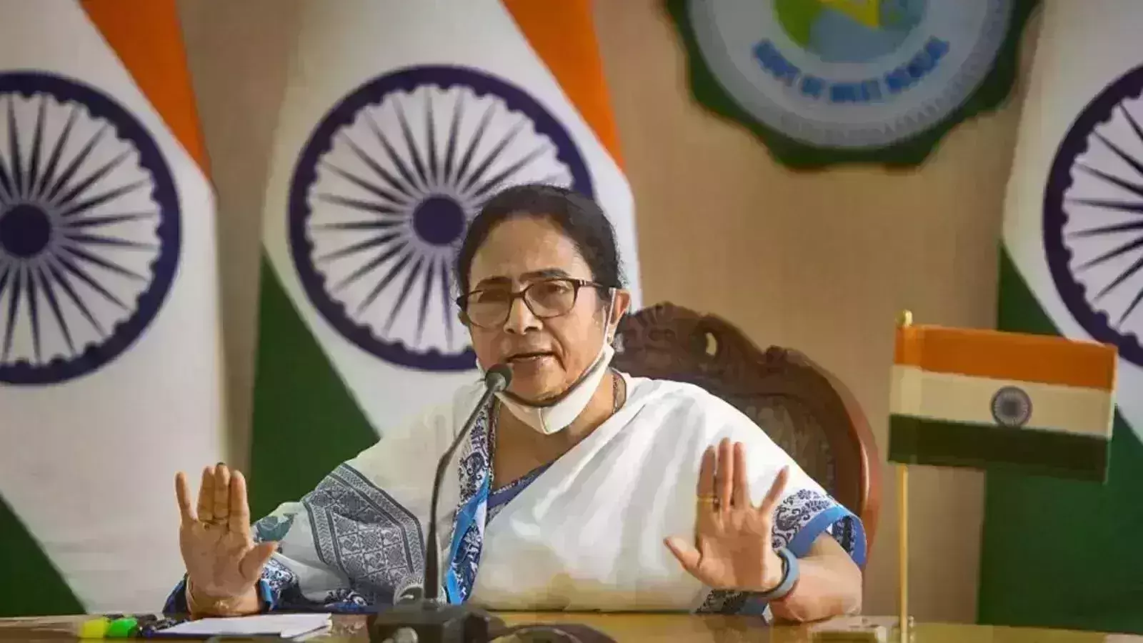 Indias situation is worse off than Sri Lanka: Mamata Banerjee on rocketing fuel price