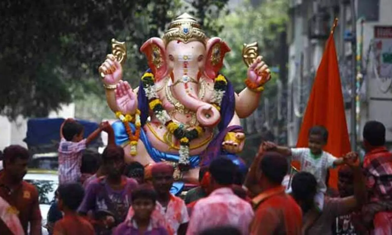 Placing Ganesh idols at Qutub Minar complex "disrespectful": NMA Chief