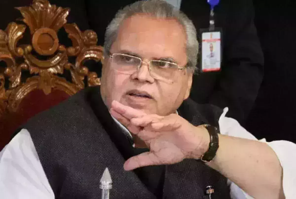 On his 300 crore bribe charge, the former J&K Governor said PM supported him